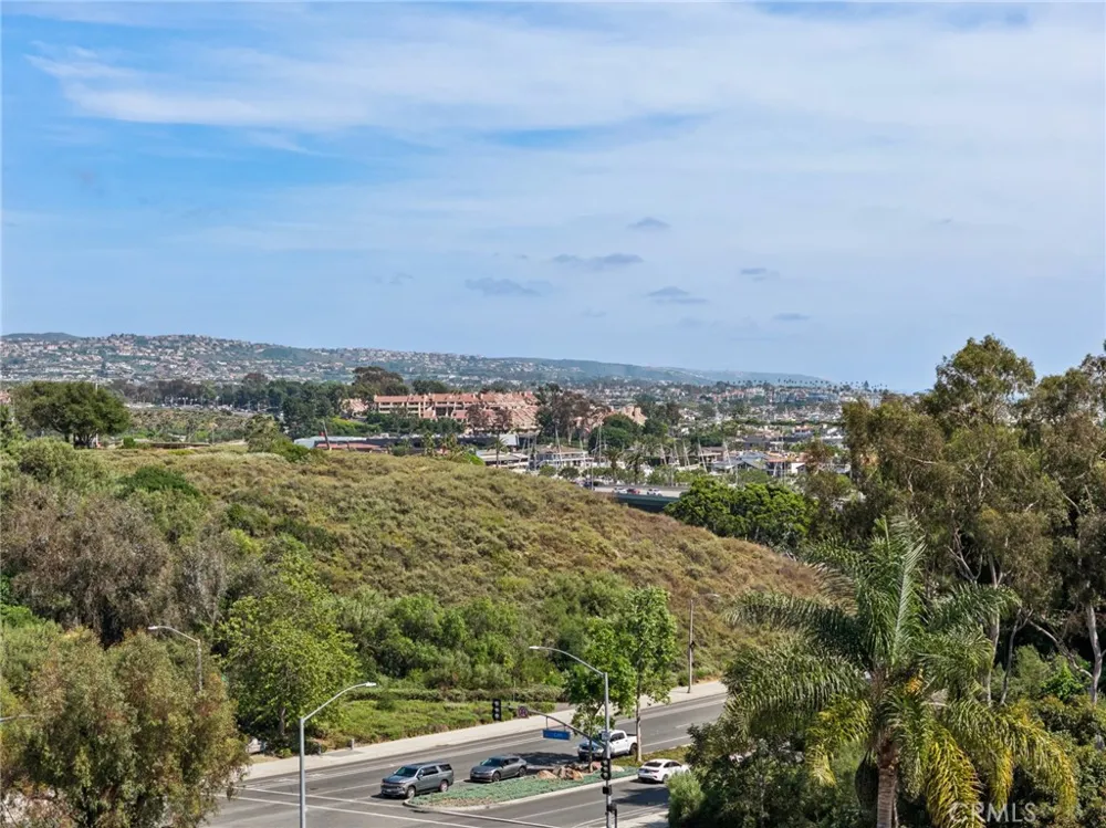 608 Saint James Place Newport Beach, CA 92663
