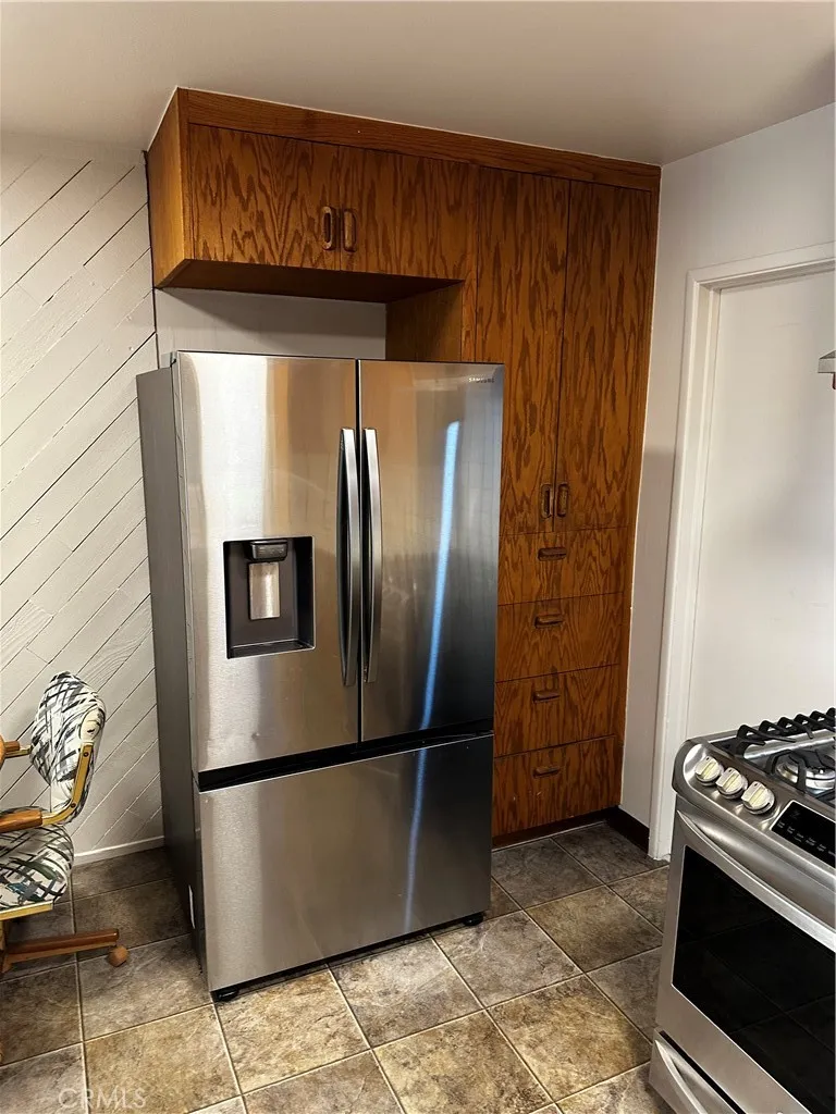 8232 Indianapolis Huntington Beach, CA 92646