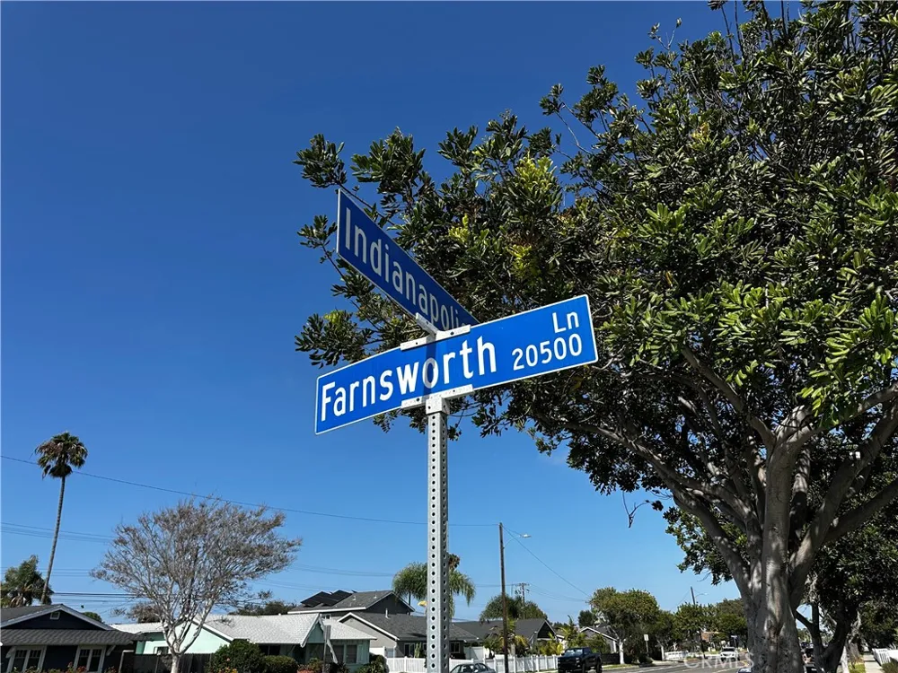 8232 Indianapolis Huntington Beach, CA 92646