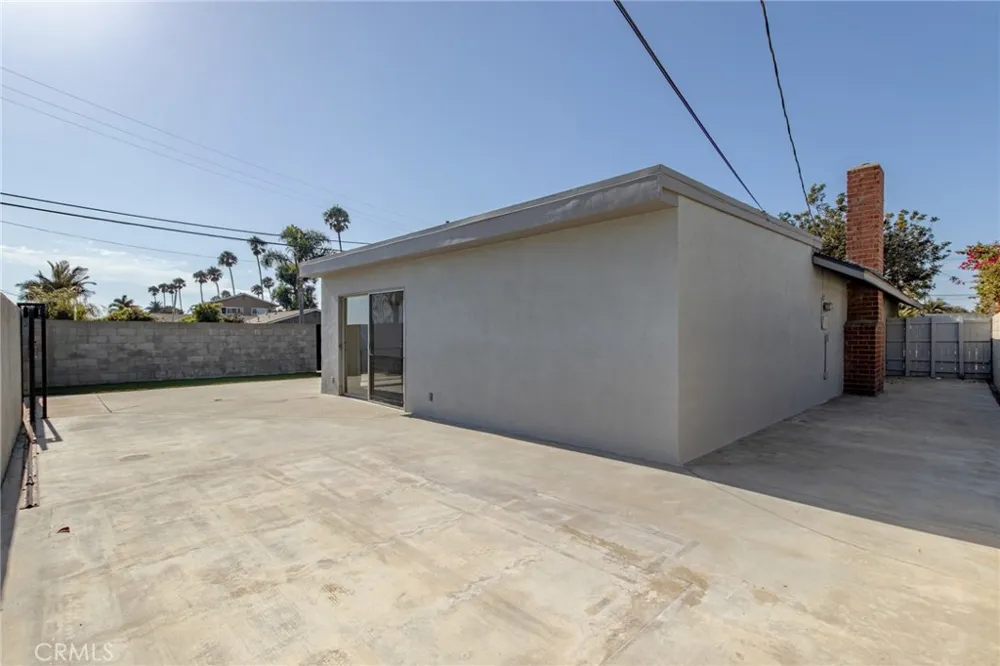 8232 Indianapolis Huntington Beach, CA 92646