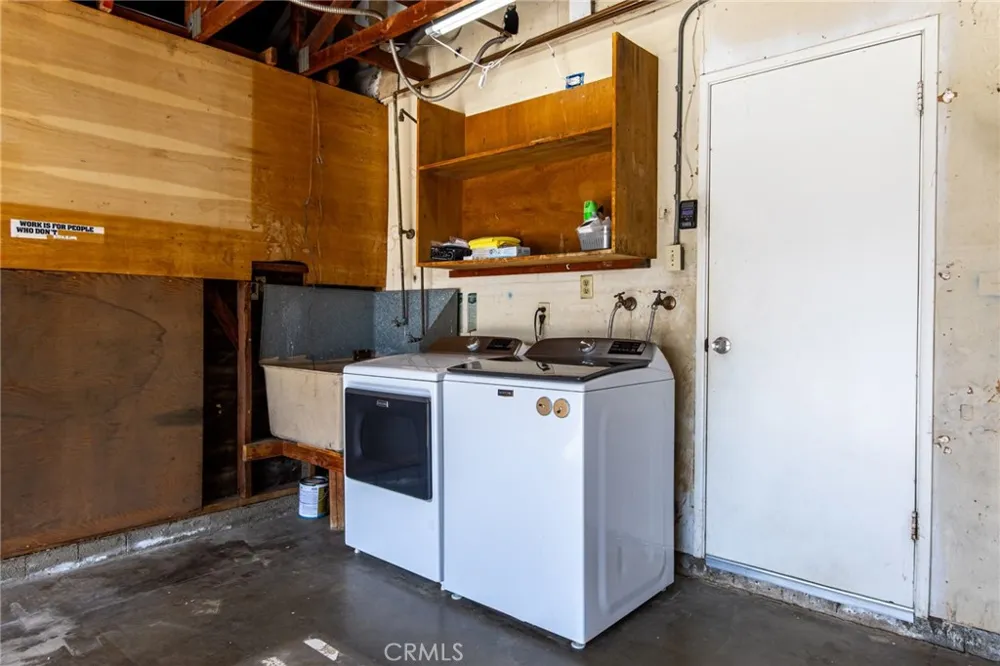 8232 Indianapolis Huntington Beach, CA 92646