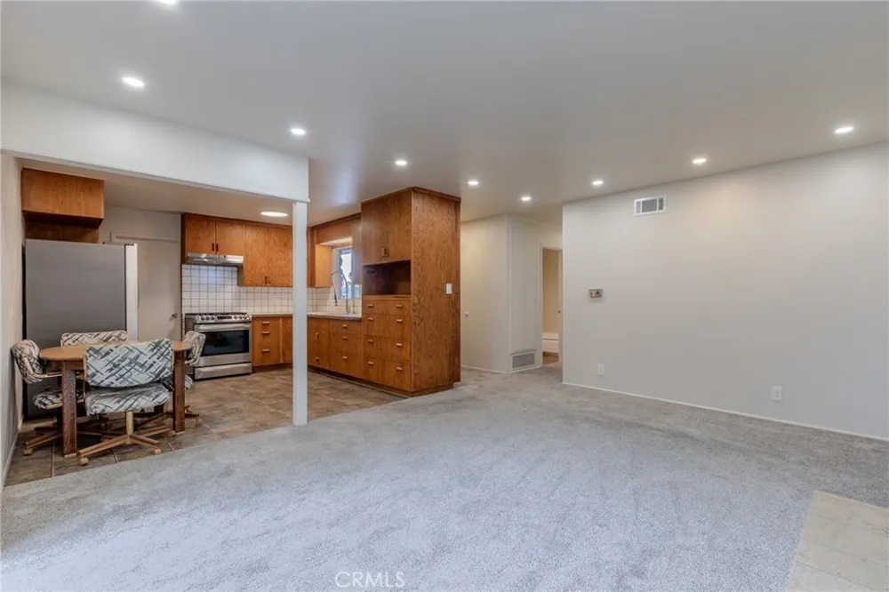 8232 Indianapolis Huntington Beach, CA 92646