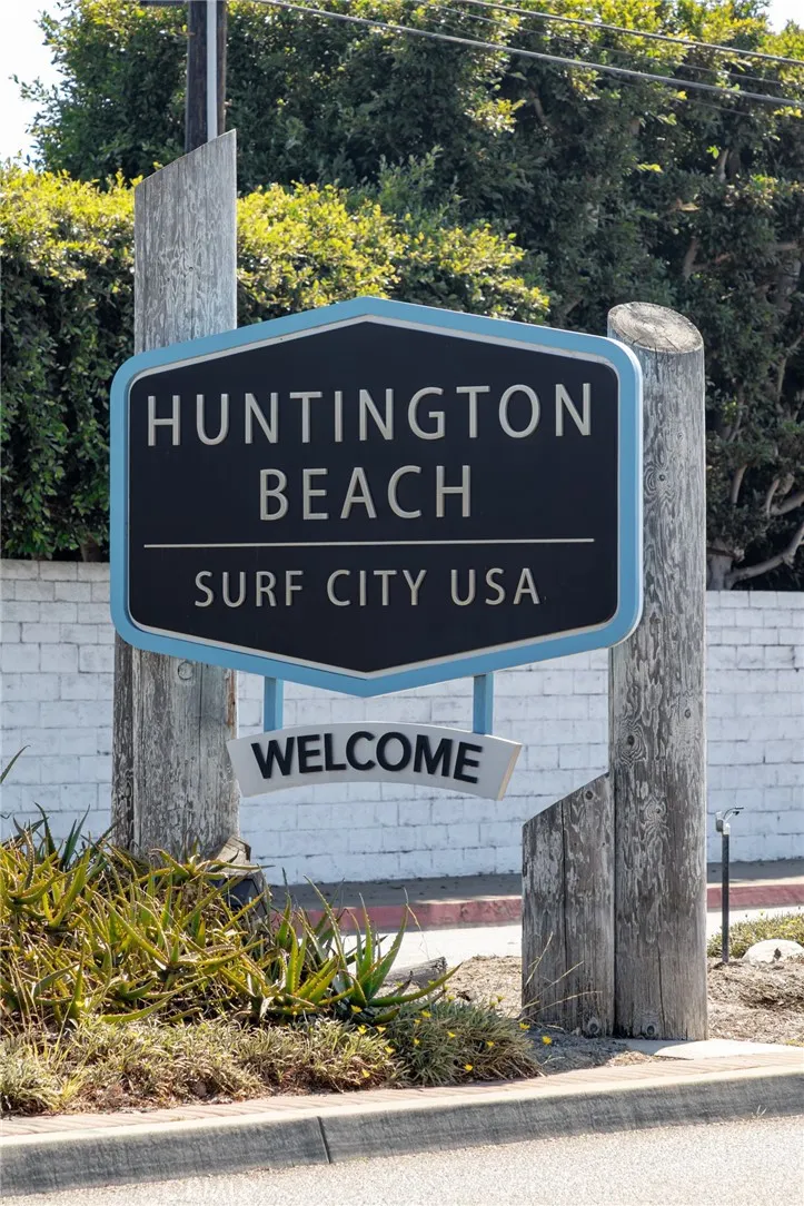 8232 Indianapolis Huntington Beach, CA 92646