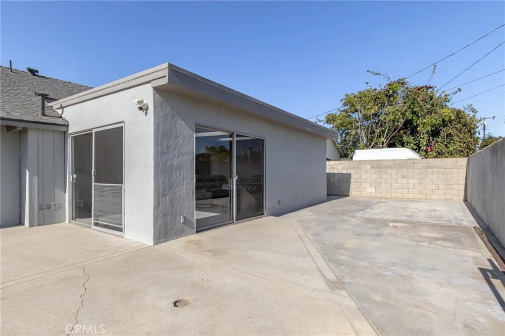 8232 Indianapolis Huntington Beach, CA 92646