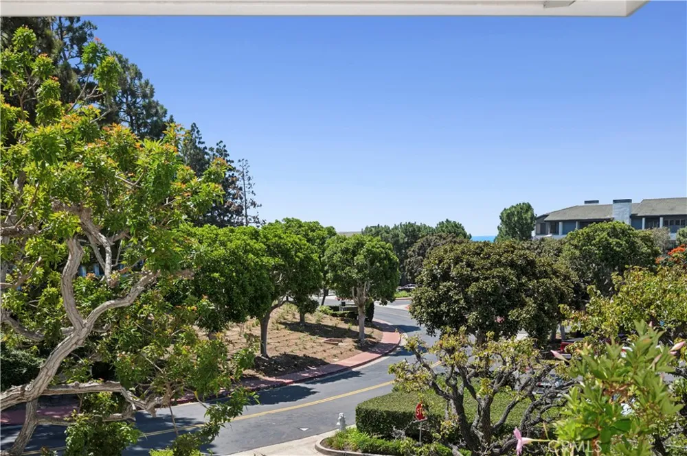 300 Cagney #206 Newport Beach, CA 92663