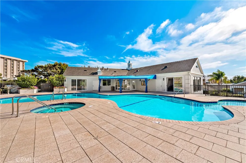300 Cagney #206 Newport Beach, CA 92663
