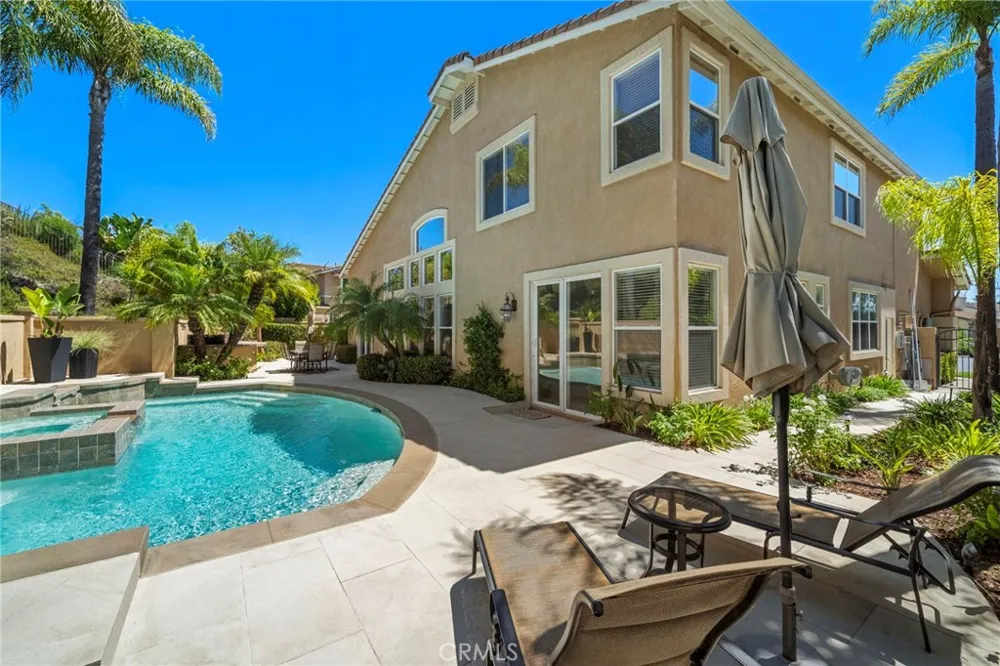 7593 E Endemont Court Anaheim, CA 92808