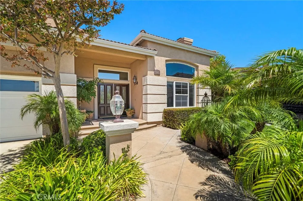 7593 E Endemont Court Anaheim, CA 92808
