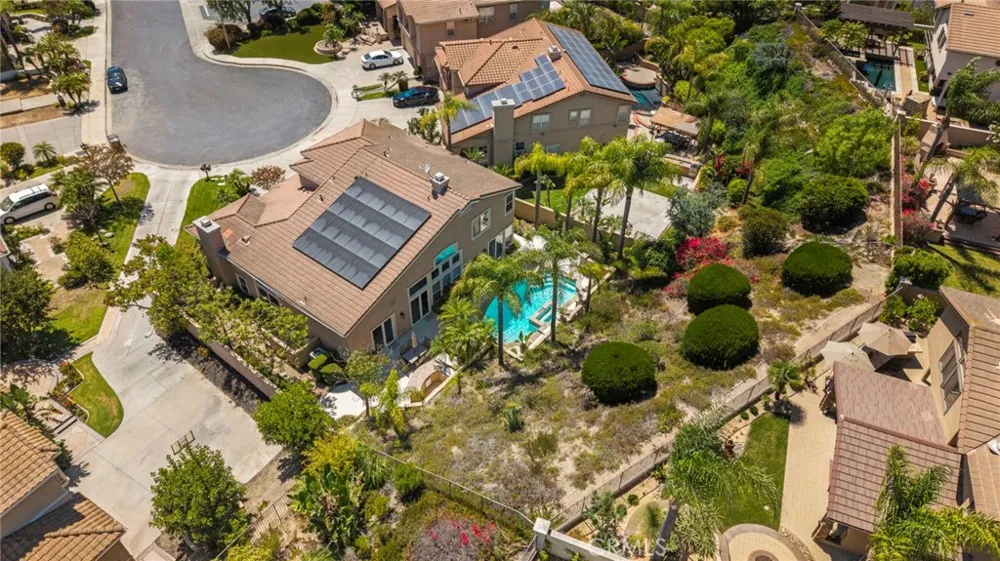 7593 E Endemont Court Anaheim, CA 92808