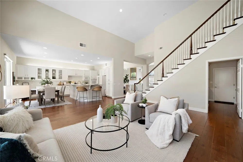 7593 E Endemont Court Anaheim, CA 92808