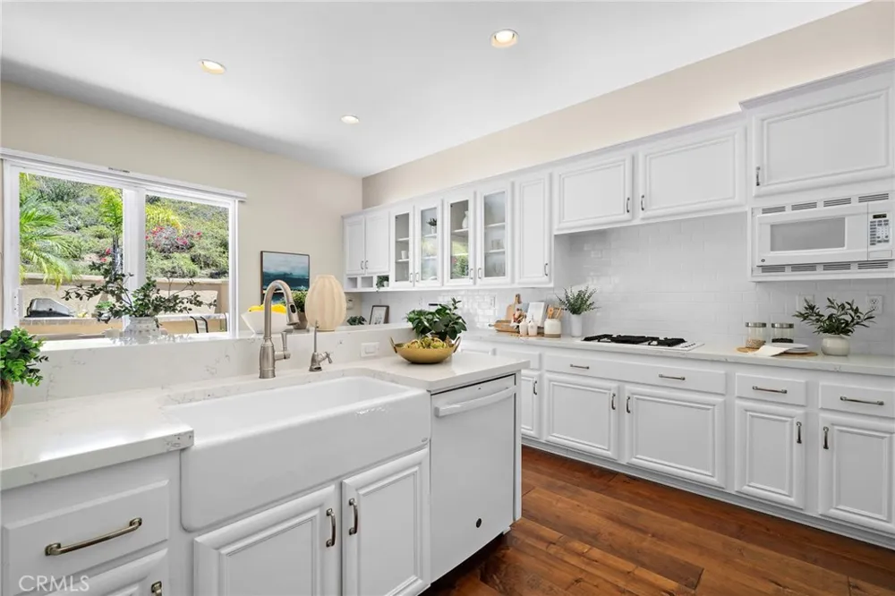 7593 E Endemont Court Anaheim, CA 92808