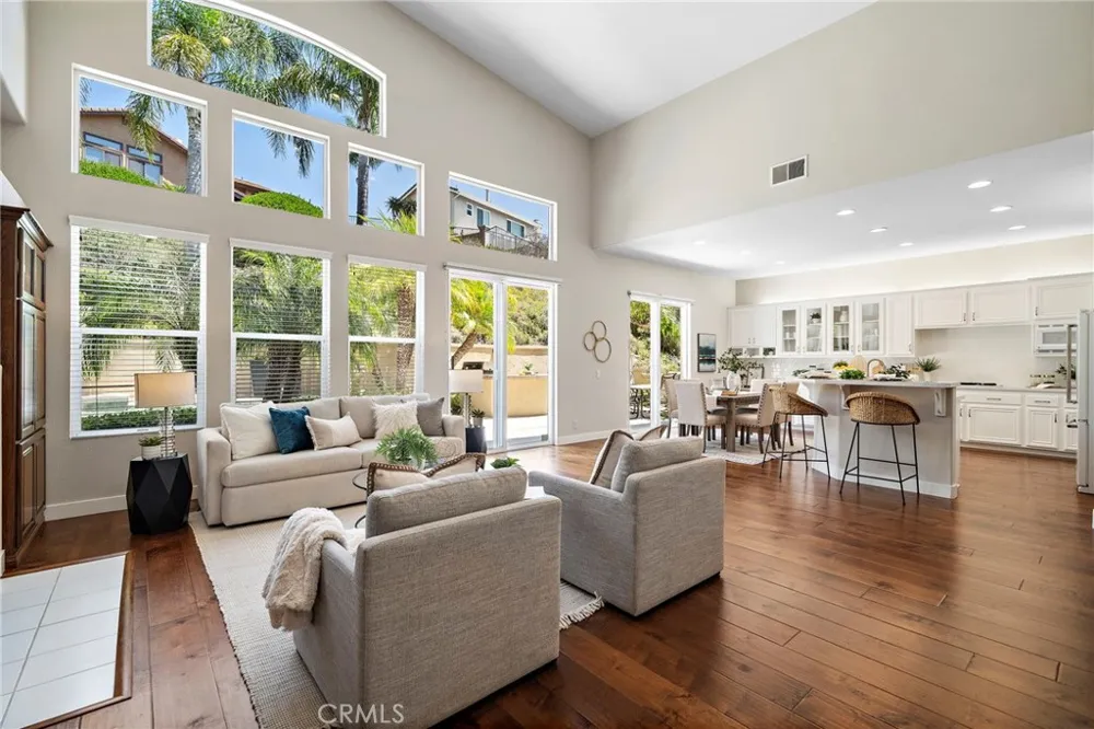 7593 E Endemont Court Anaheim, CA 92808