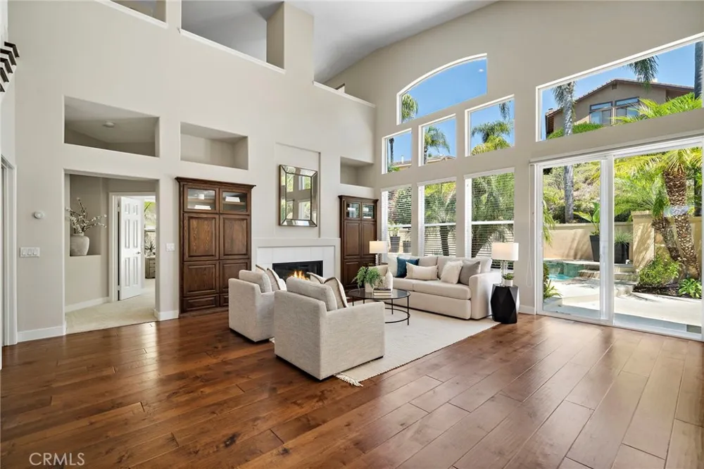7593 E Endemont Court Anaheim, CA 92808