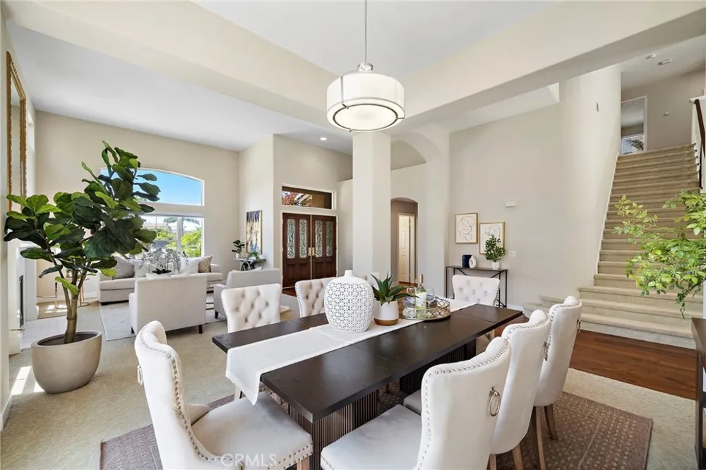 7593 E Endemont Court Anaheim, CA 92808