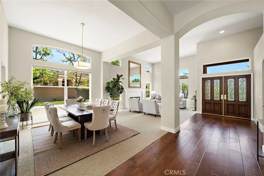 7593 E Endemont Court Anaheim, CA 92808