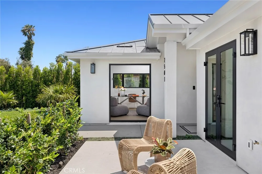 2501 Via Marina Newport Beach, CA 92660