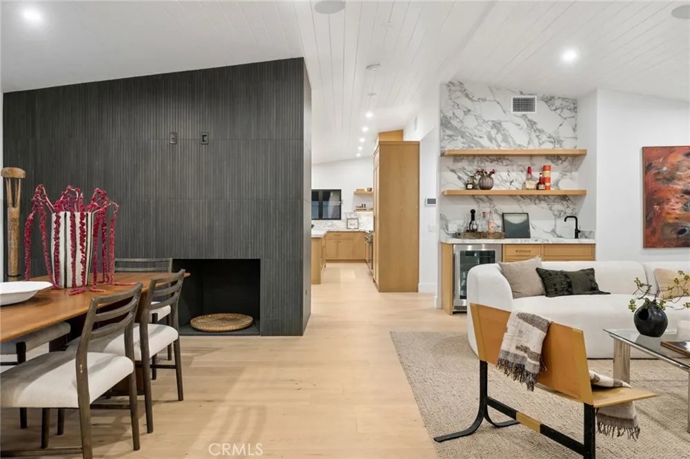 2501 Via Marina Newport Beach, CA 92660