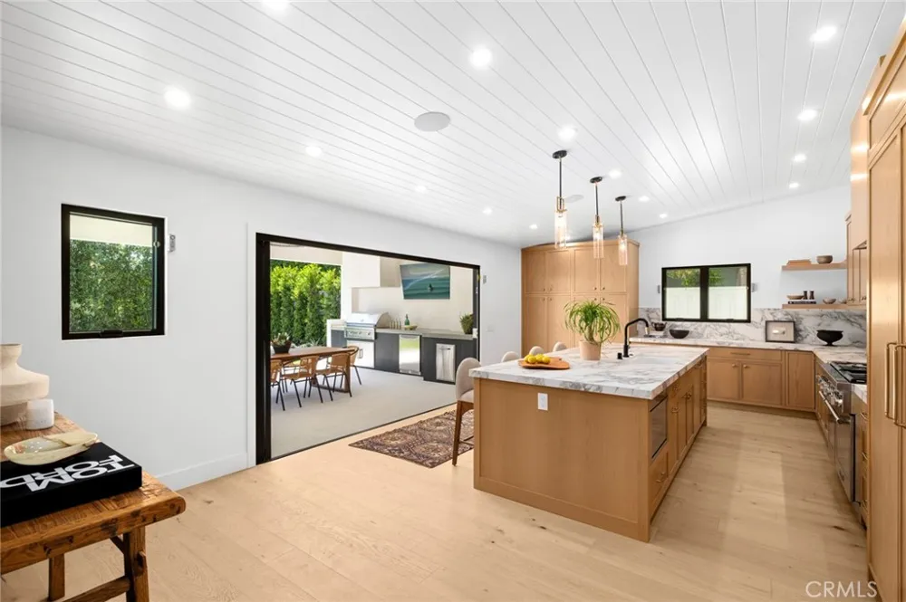 2501 Via Marina Newport Beach, CA 92660