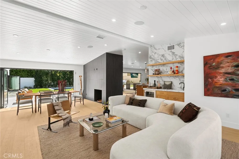 2501 Via Marina Newport Beach, CA 92660