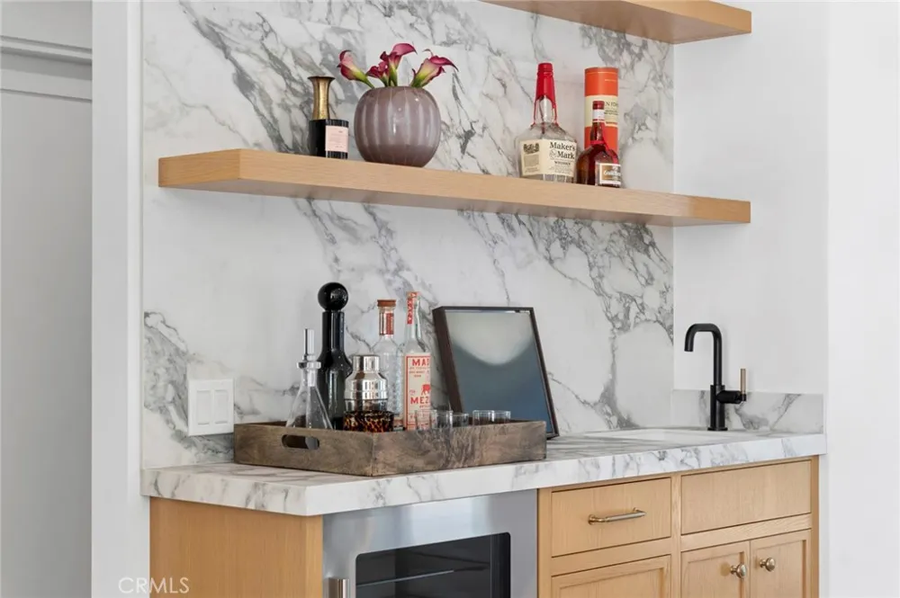 2501 Via Marina Newport Beach, CA 92660