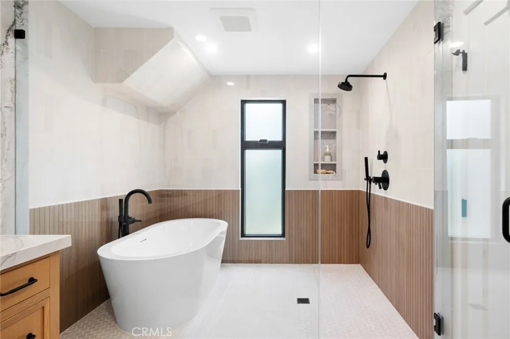 2501 Via Marina Newport Beach, CA 92660