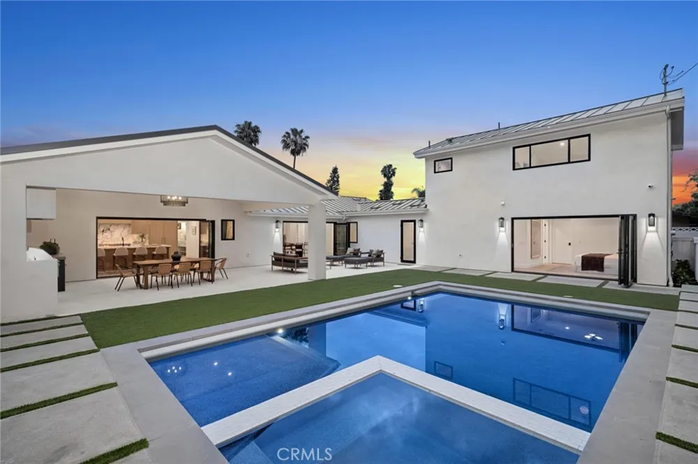 2501 Via Marina Newport Beach, CA 92660