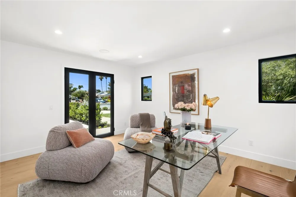 2501 Via Marina Newport Beach, CA 92660