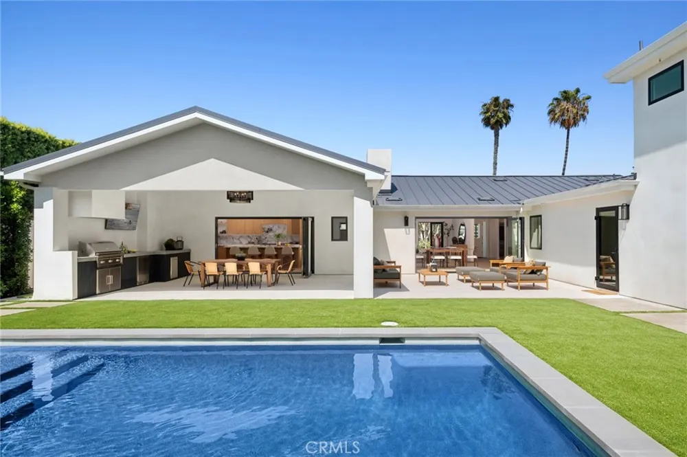 2501 Via Marina Newport Beach, CA 92660