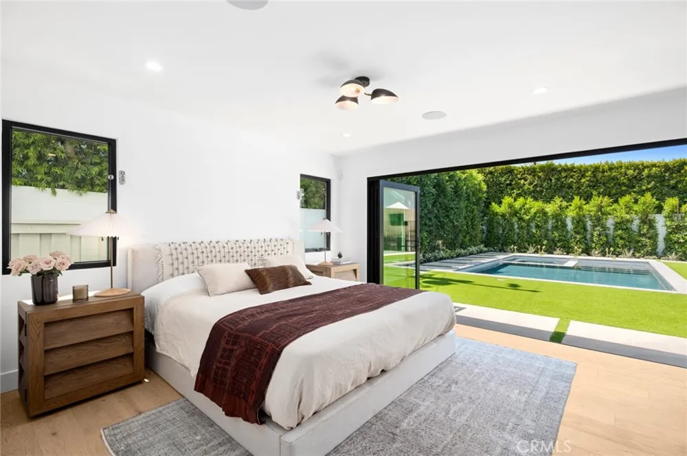 2501 Via Marina Newport Beach, CA 92660