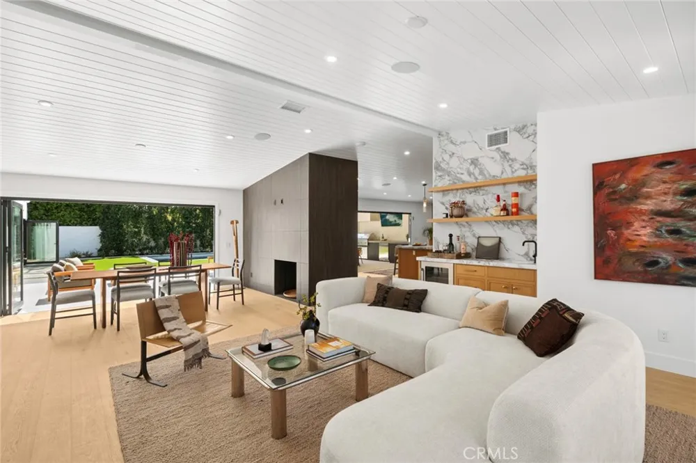 2501 Via Marina Newport Beach, CA 92660
