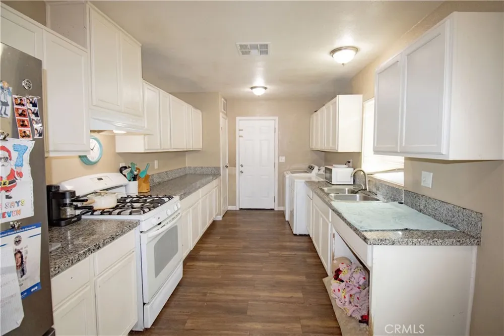 3013 Cornell Bakersfield, CA 93305