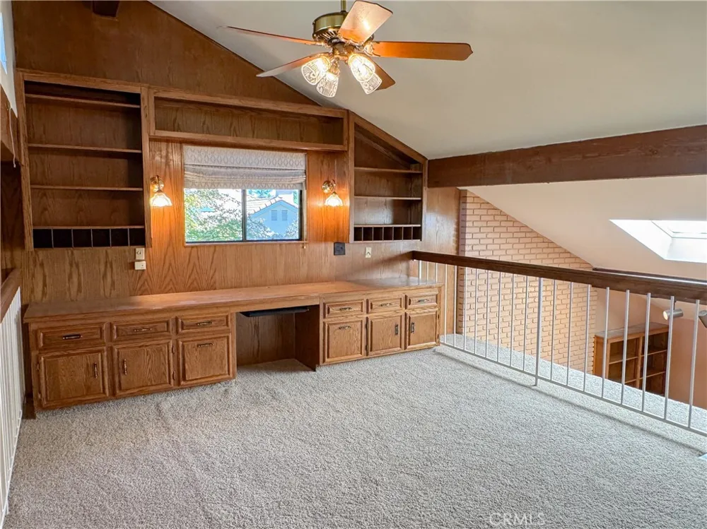2200 El Portal Drive #9 Bakersfield, CA 93309