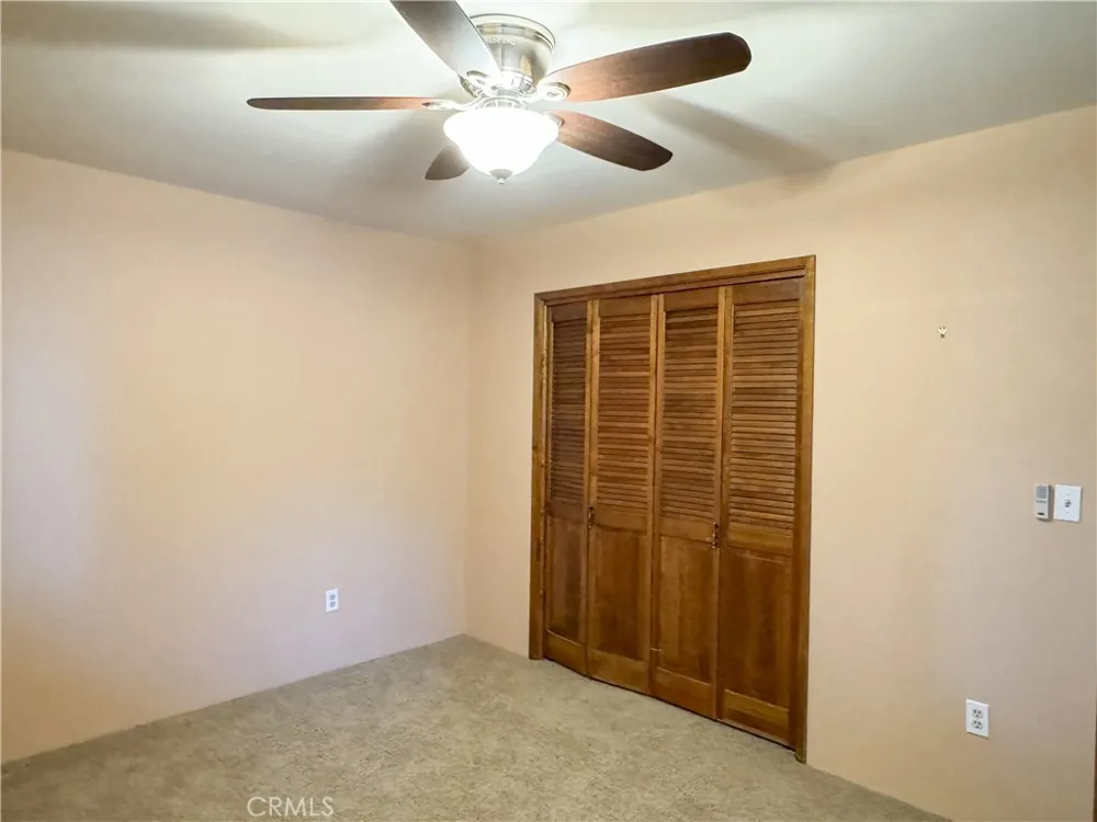 2200 El Portal Drive #9 Bakersfield, CA 93309