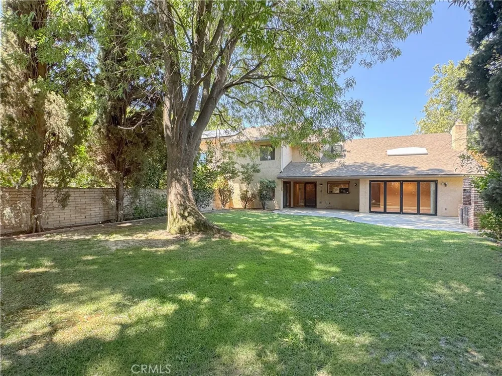 2200 El Portal Drive #9 Bakersfield, CA 93309
