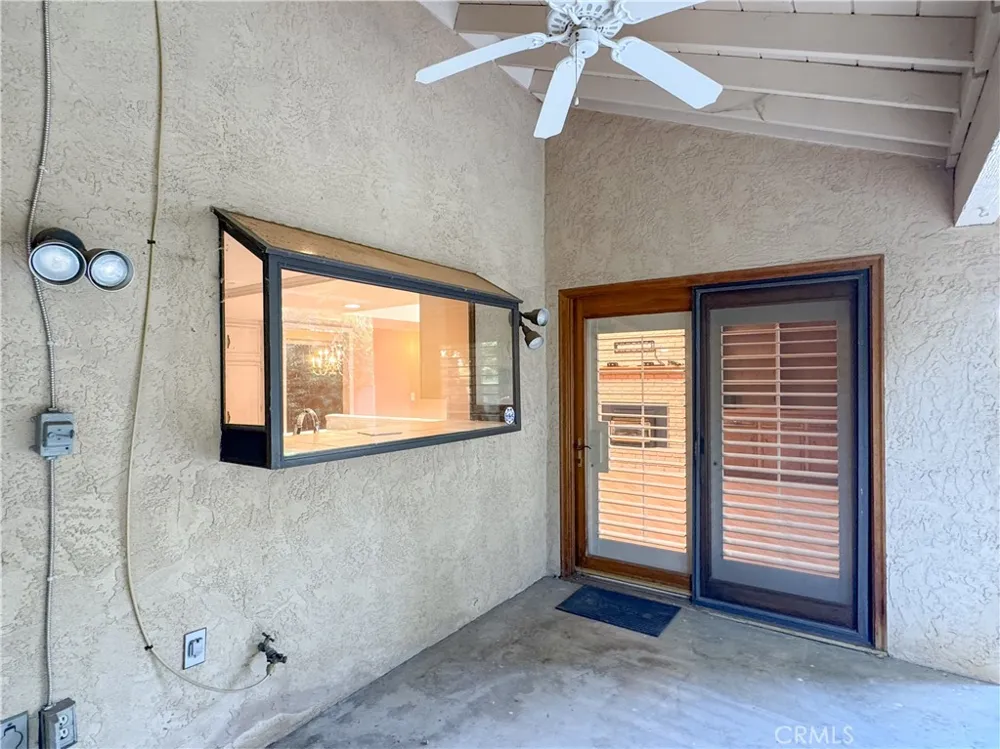 2200 El Portal Drive #9 Bakersfield, CA 93309