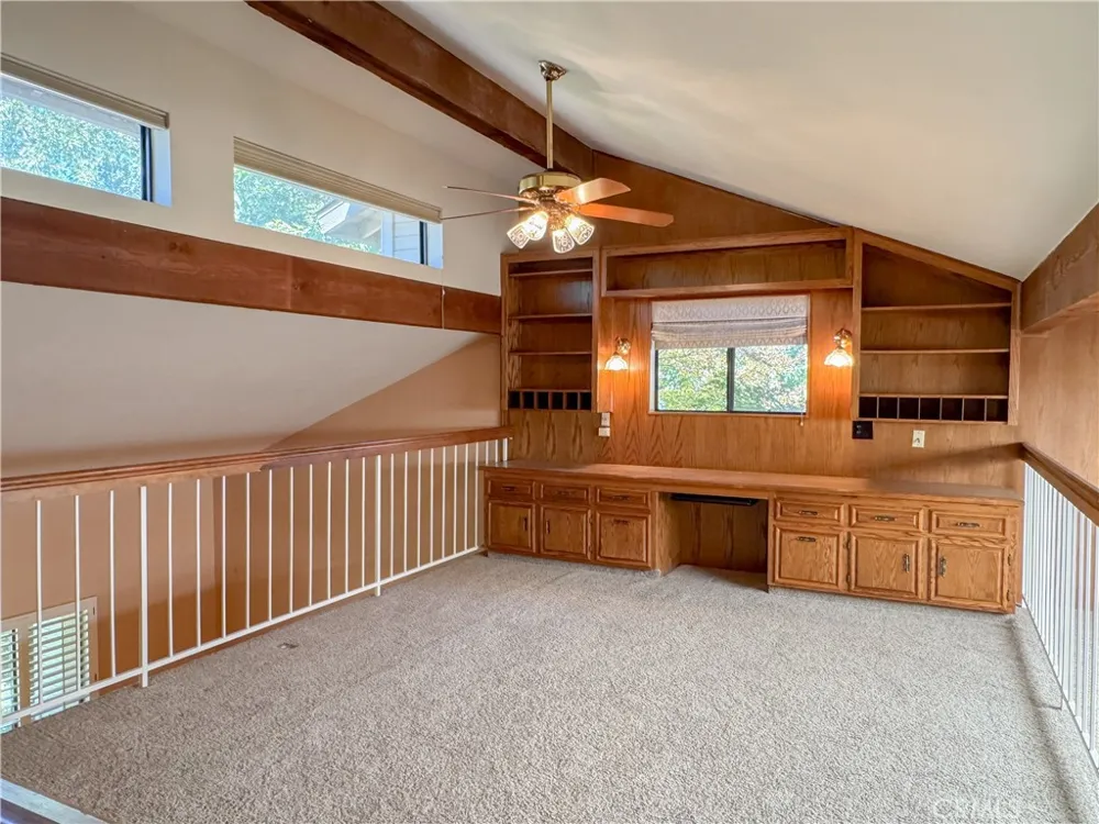 2200 El Portal Drive #9 Bakersfield, CA 93309