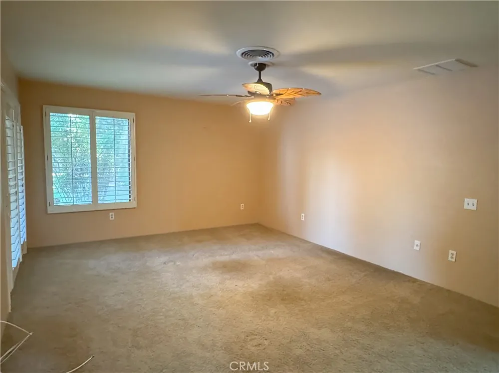 2200 El Portal Drive #9 Bakersfield, CA 93309