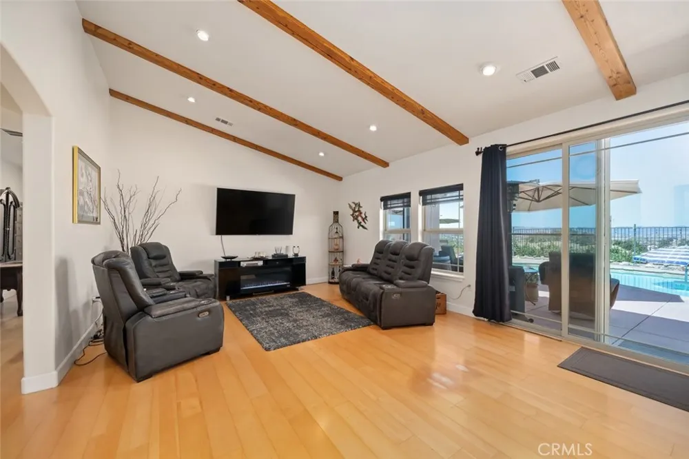 6172 Hawk Ridge Place San Miguel, CA 93451