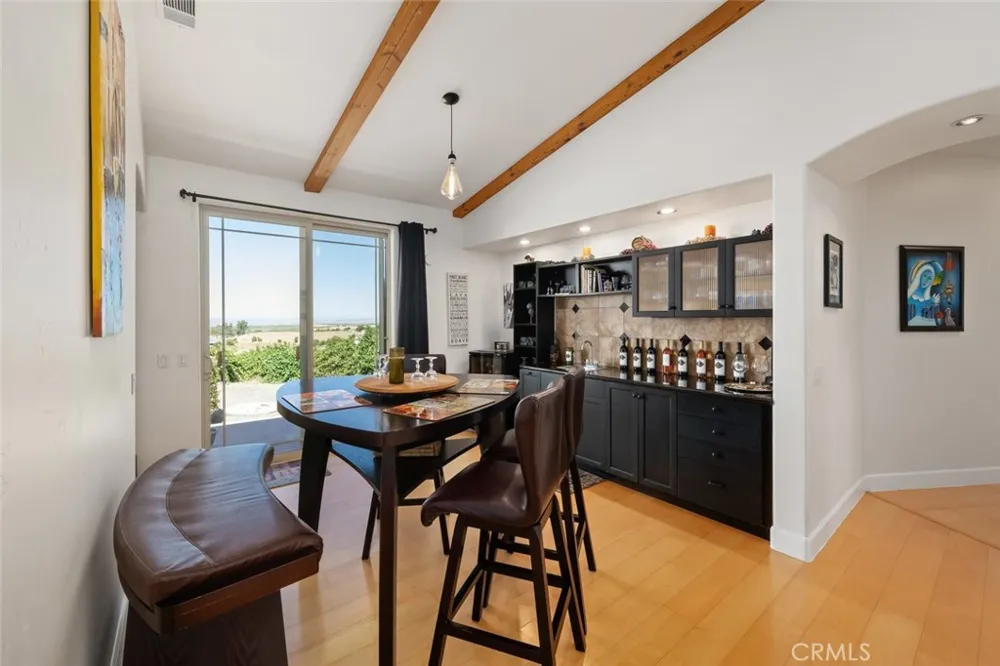 6172 Hawk Ridge Place San Miguel, CA 93451