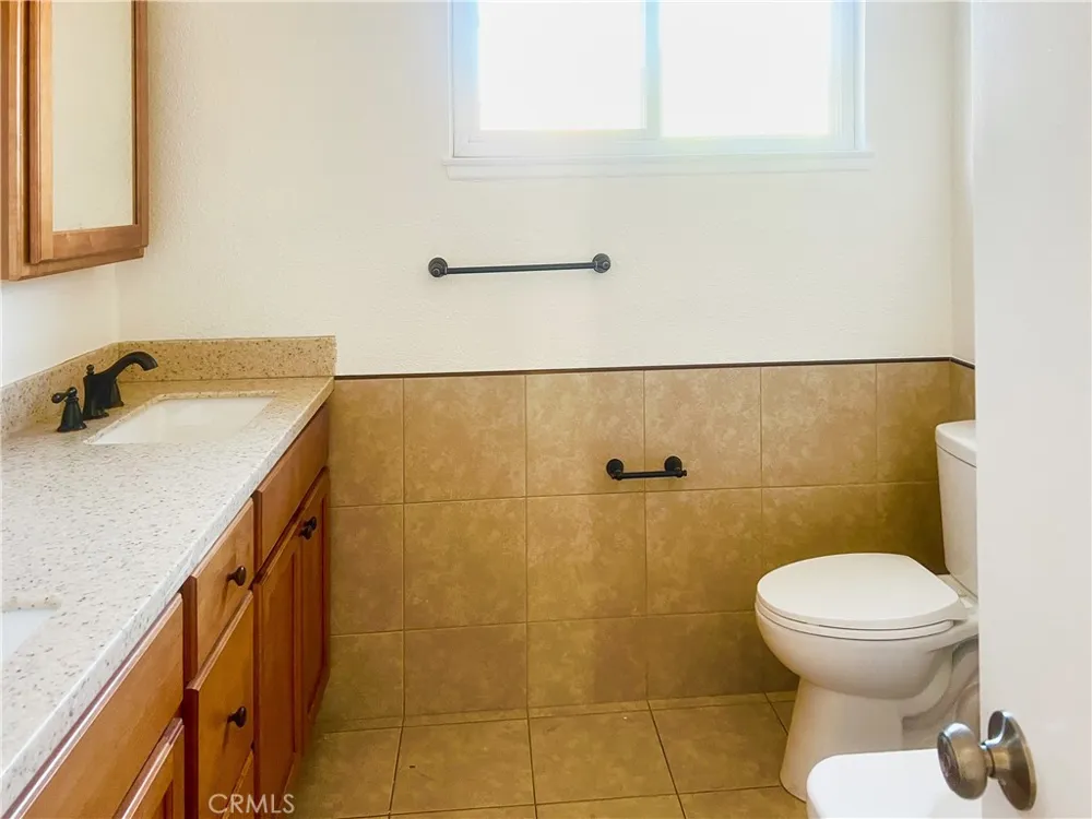 23966 Decorah Diamond Bar, CA 91765