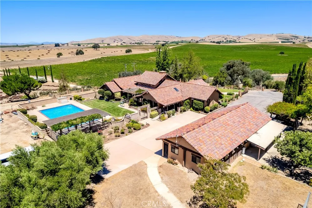 2995 Pleasant San Miguel, CA 93451