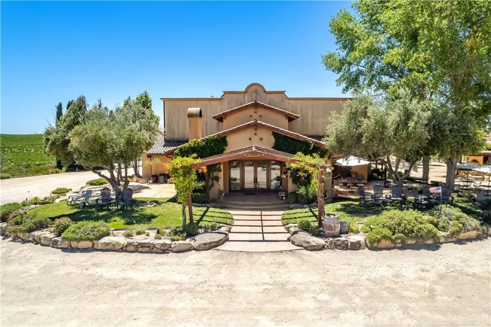 2995 Pleasant San Miguel, CA 93451