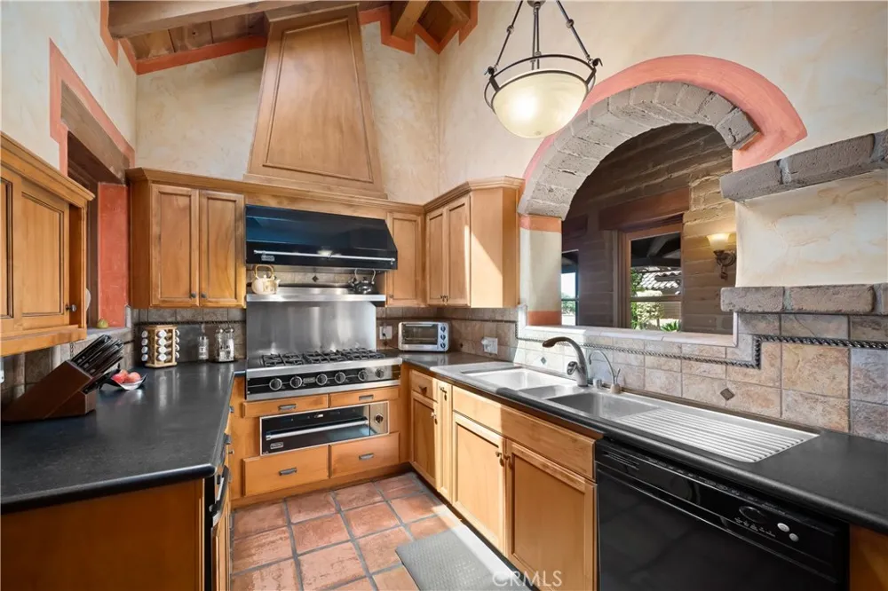 2995 Pleasant San Miguel, CA 93451
