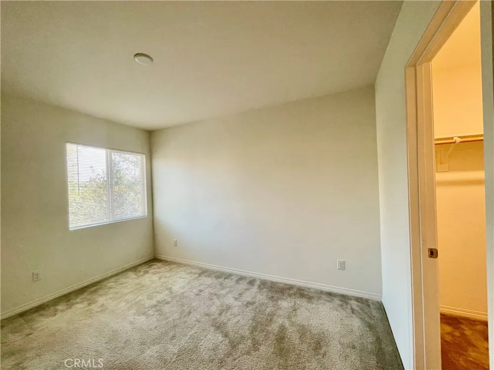 19374 Fortunello Riverside, CA 92508