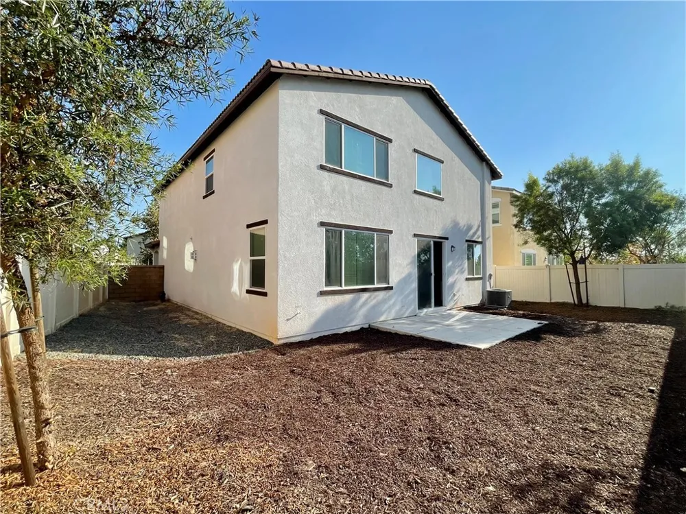 19374 Fortunello Riverside, CA 92508