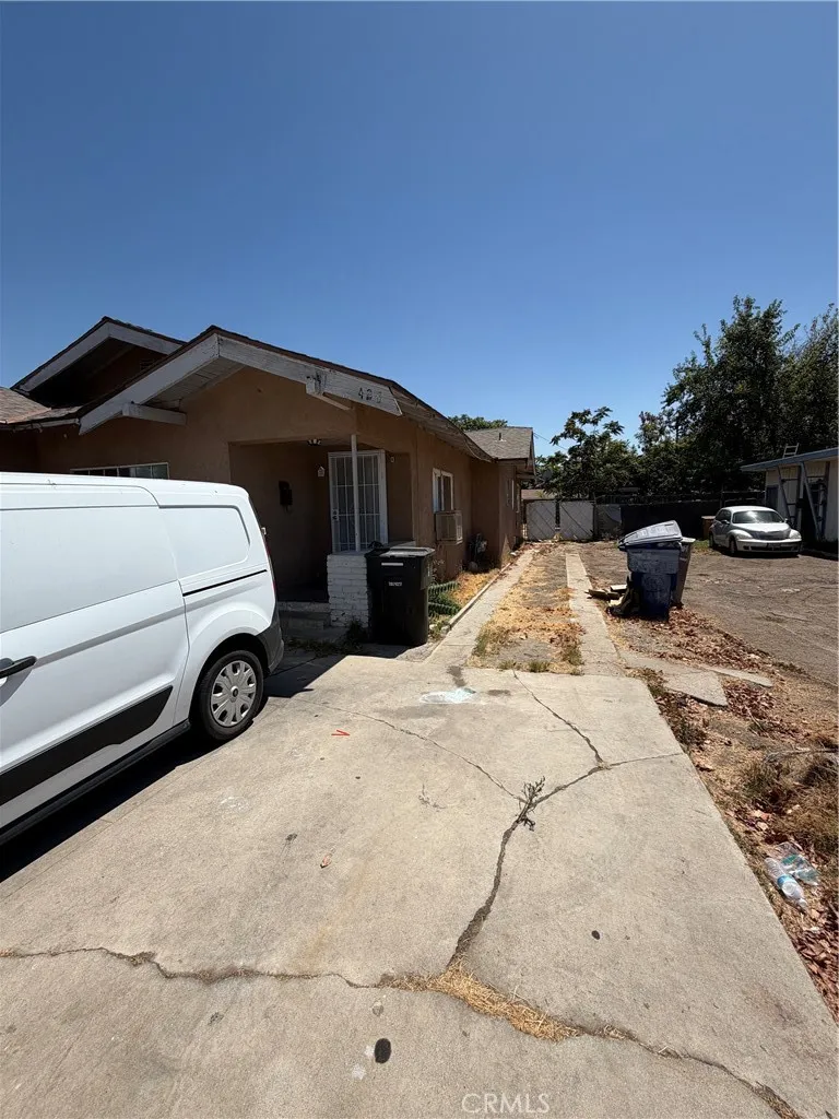 428 L STREET Bakersfield, CA 93304