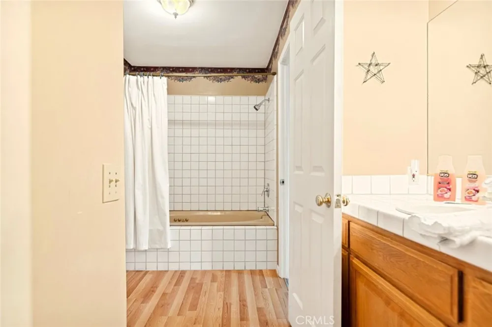 42557 La Cerena Big Bear Lake, CA 92315