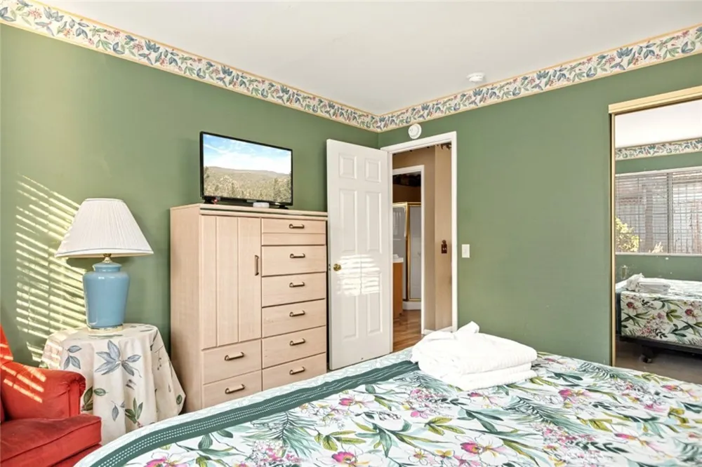 42557 La Cerena Big Bear Lake, CA 92315