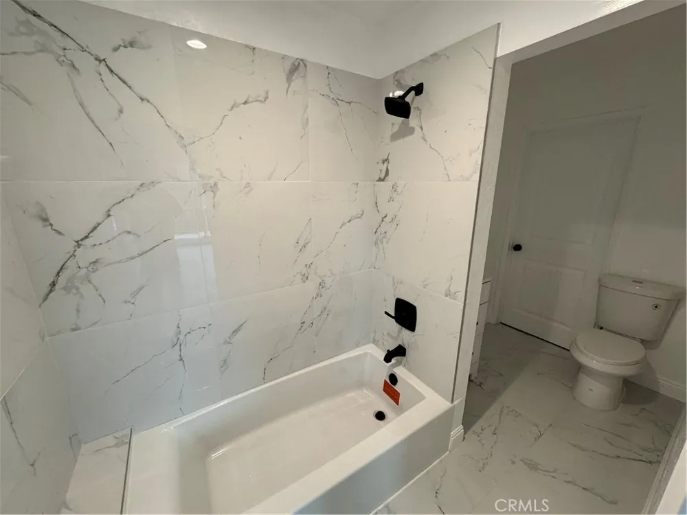 19808 Fortuna Del Este Escondido, CA 92029