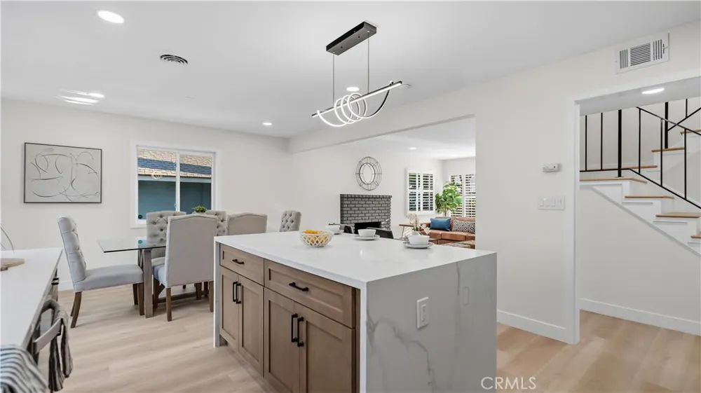 19102 Nestor Carson, CA 90746